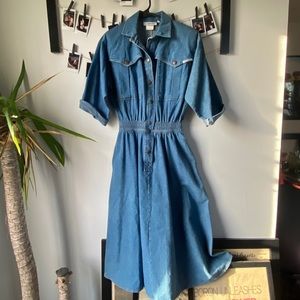 Amazing Vintage Demi Dress